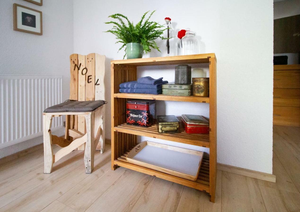 Schoene Und Helle Ferienwohnung In Pfaffenweiler فيلينغن سشفايننغ المظهر الخارجي الصورة
