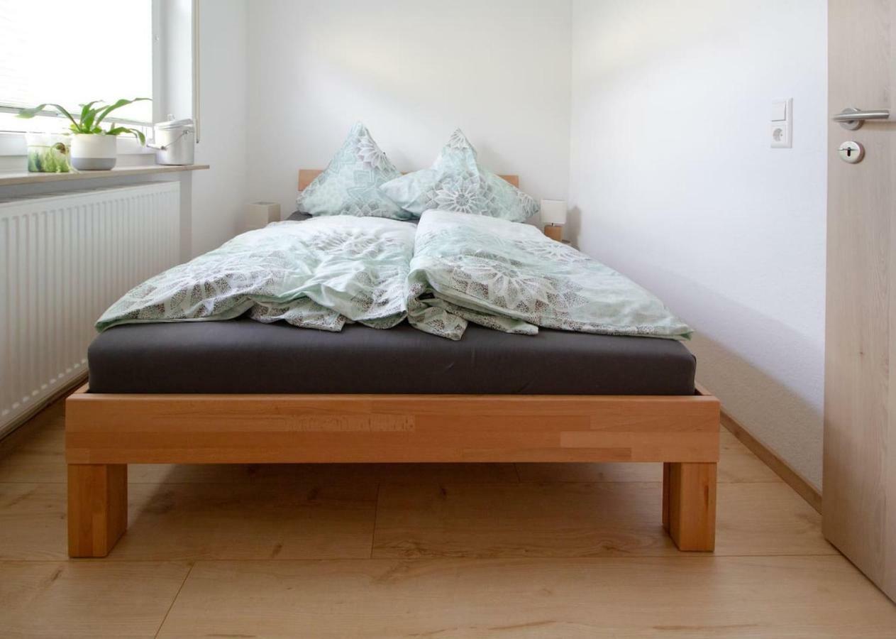 Schoene Und Helle Ferienwohnung In Pfaffenweiler فيلينغن سشفايننغ المظهر الخارجي الصورة